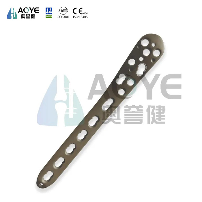 Placa de travamento anteromedial tibial distal